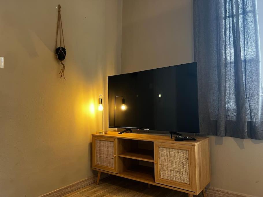 Apartment Grand Avec Jardin - Centre *